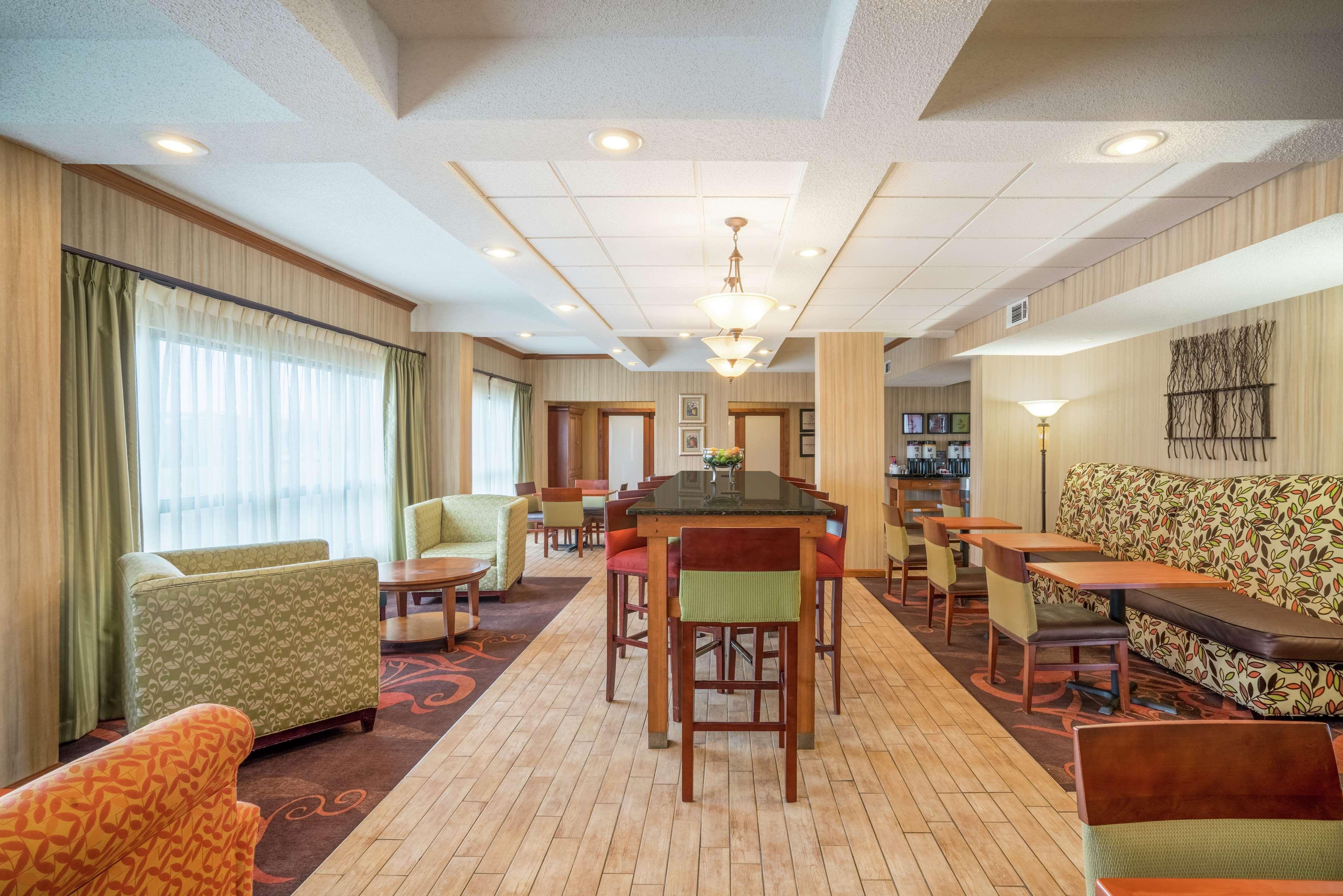 Hampton Inn Bardstown Kültér fotó