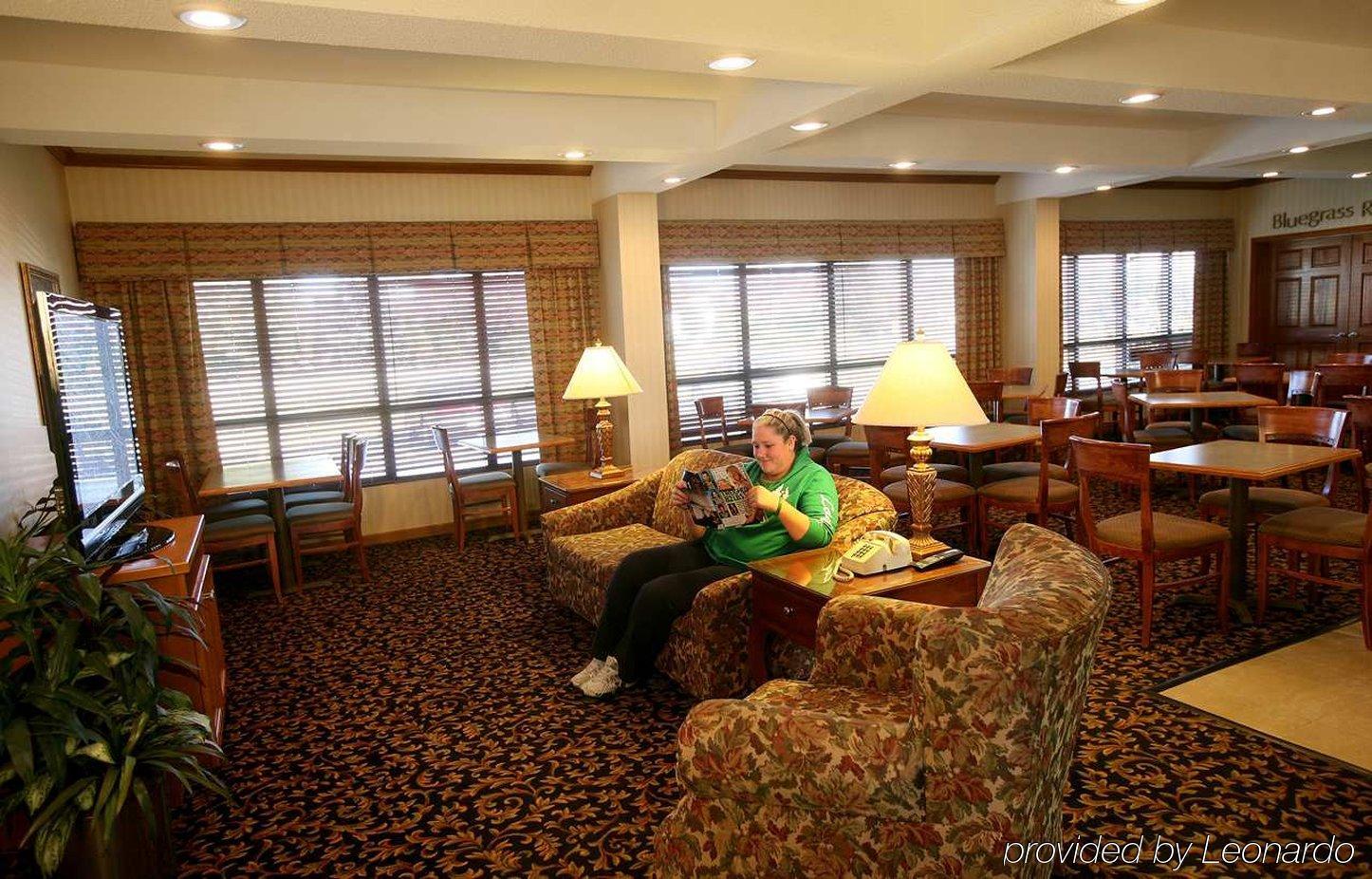 Hampton Inn Bardstown Beltér fotó