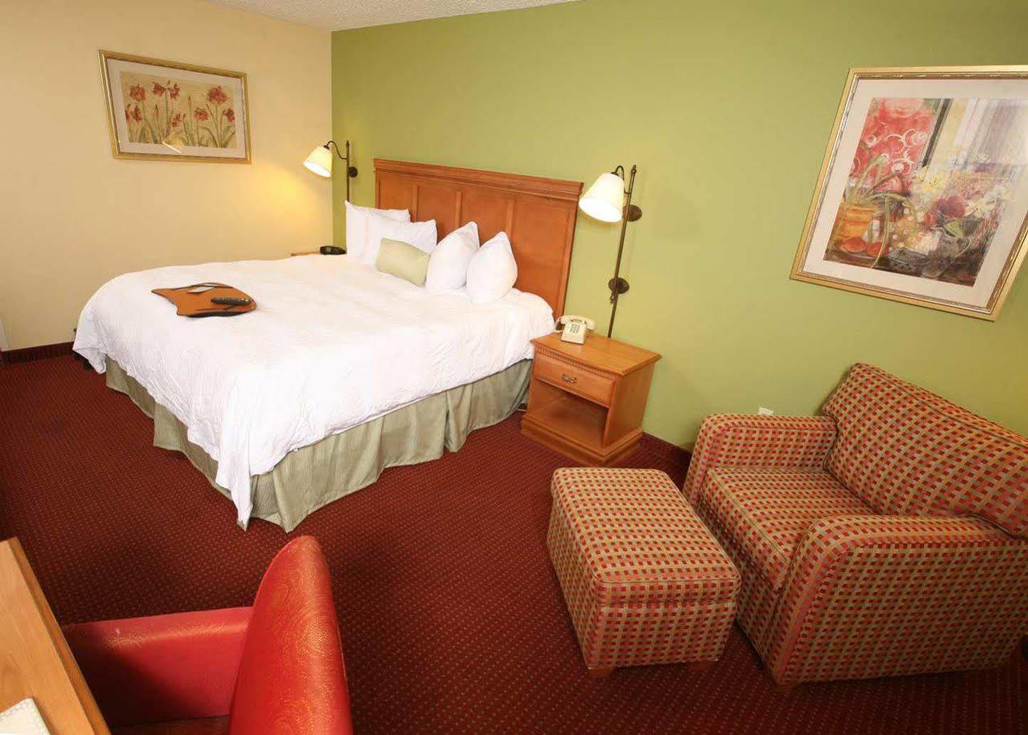 Hampton Inn Bardstown Kültér fotó