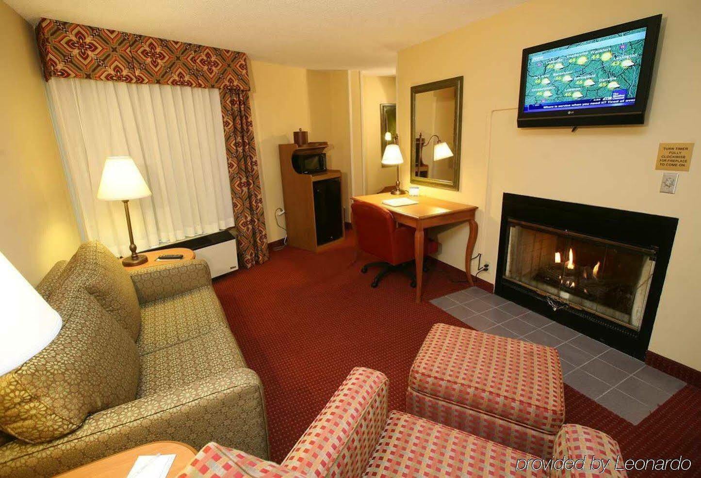 Hampton Inn Bardstown Kültér fotó