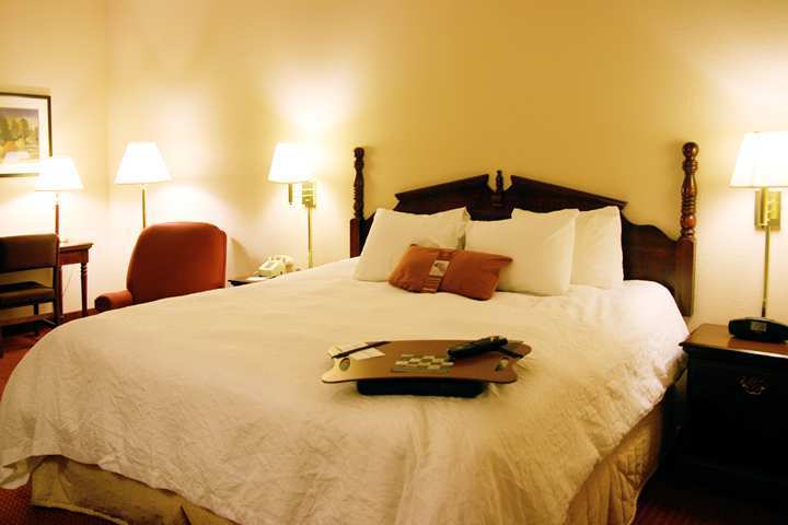 Hampton Inn Bardstown Kültér fotó